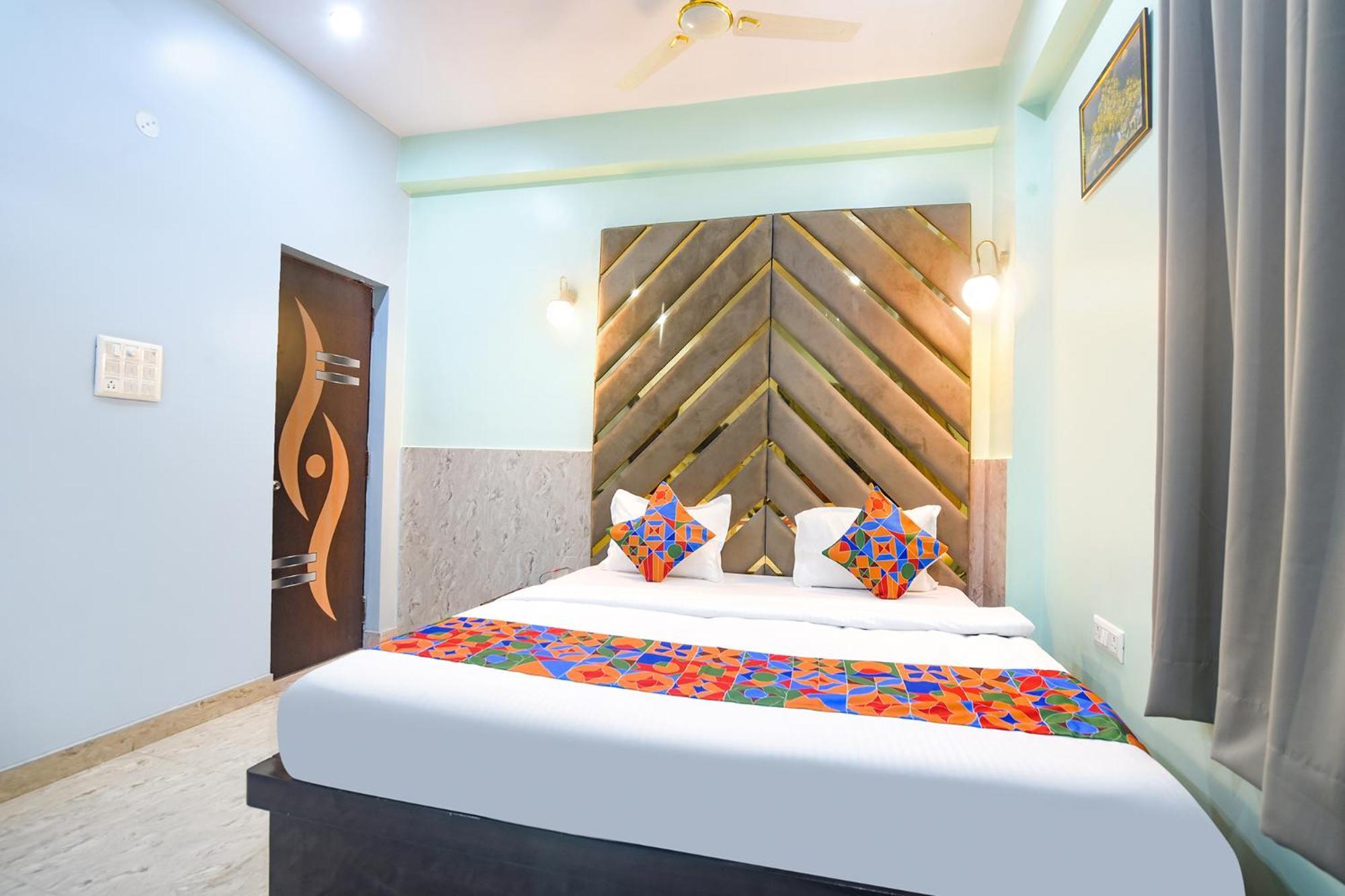 Fabexpress Mu Club Hotel Patna  Buitenkant foto