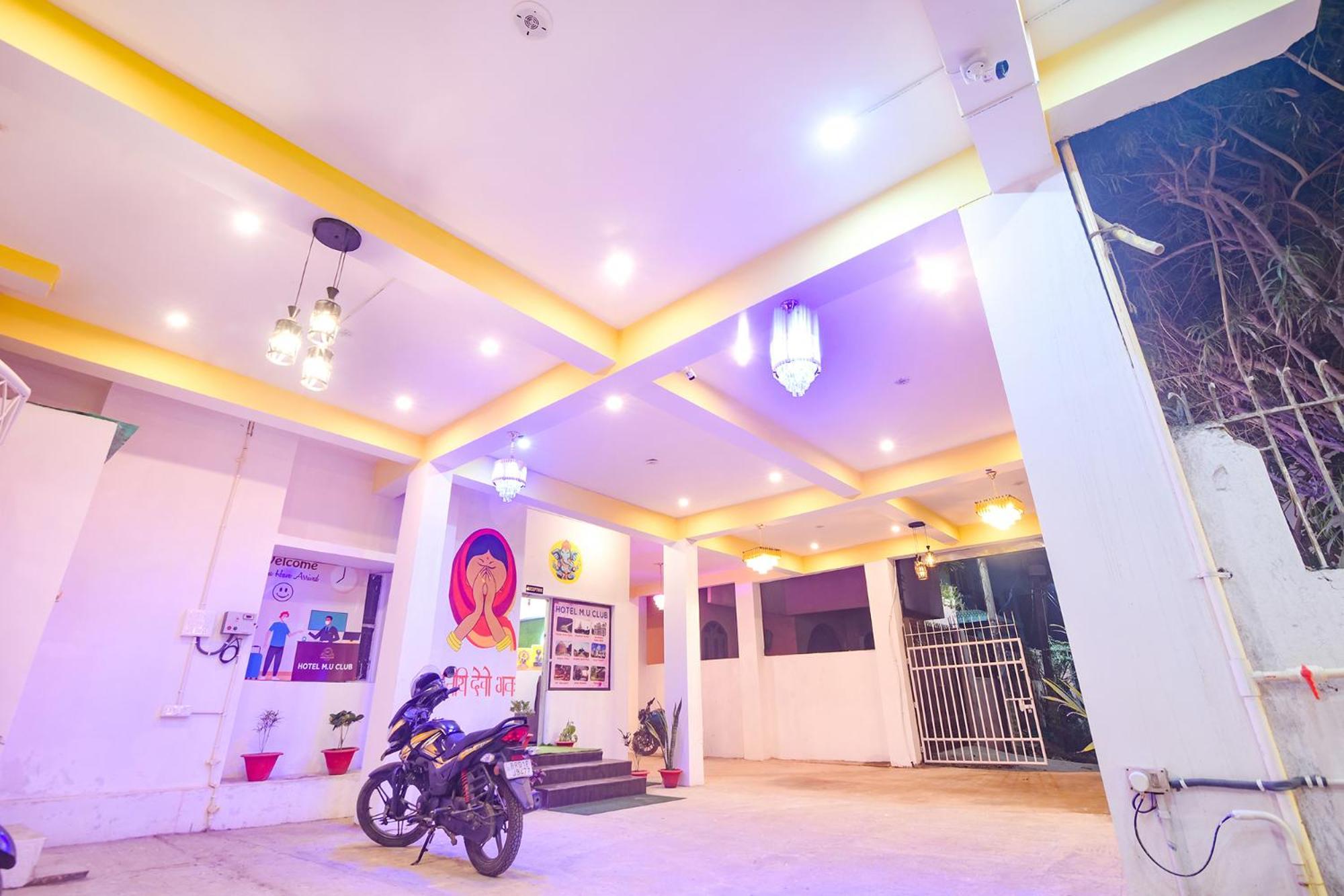 Fabexpress Mu Club Hotel Patna  Buitenkant foto