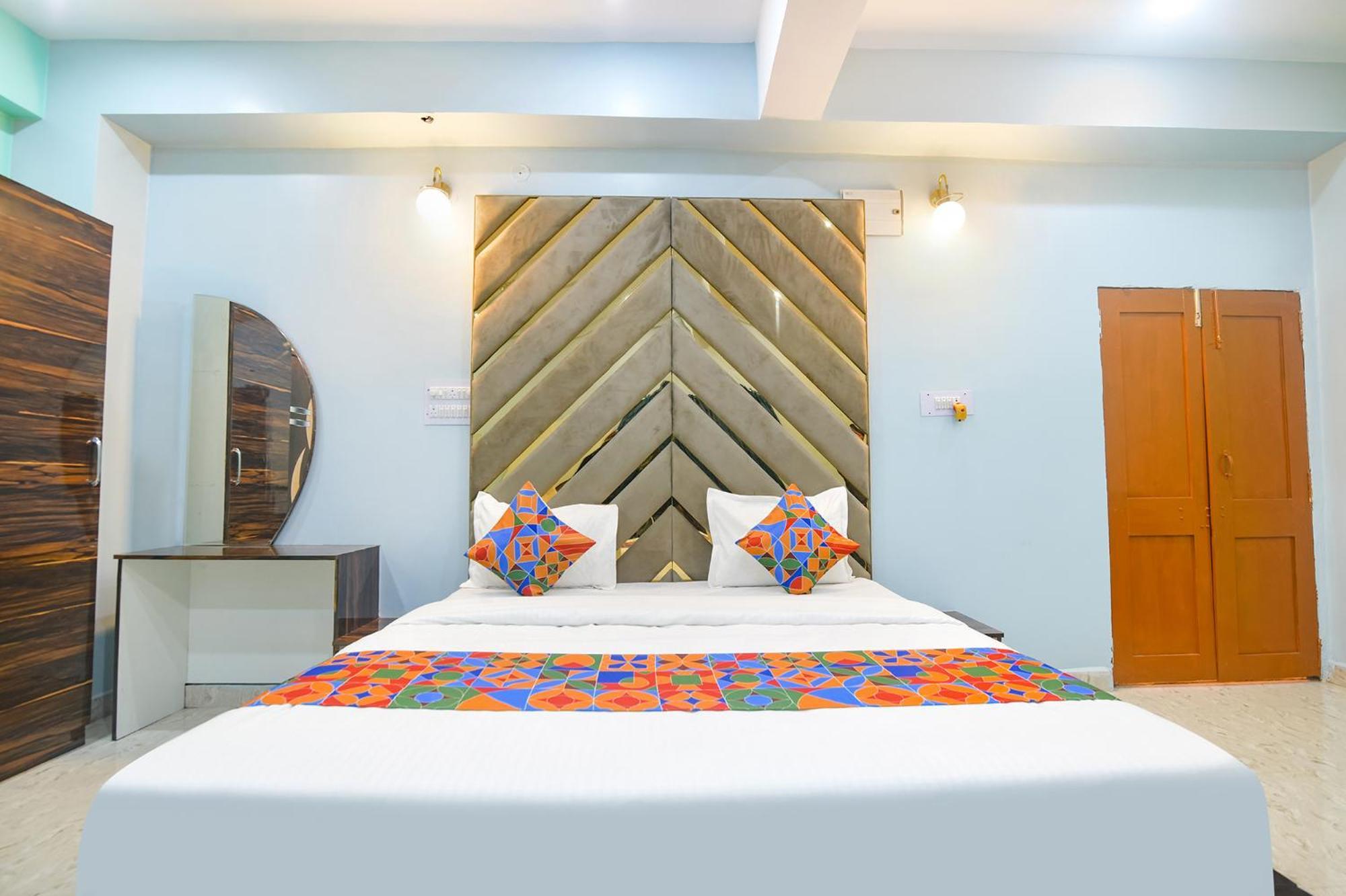 Fabexpress Mu Club Hotel Patna  Buitenkant foto