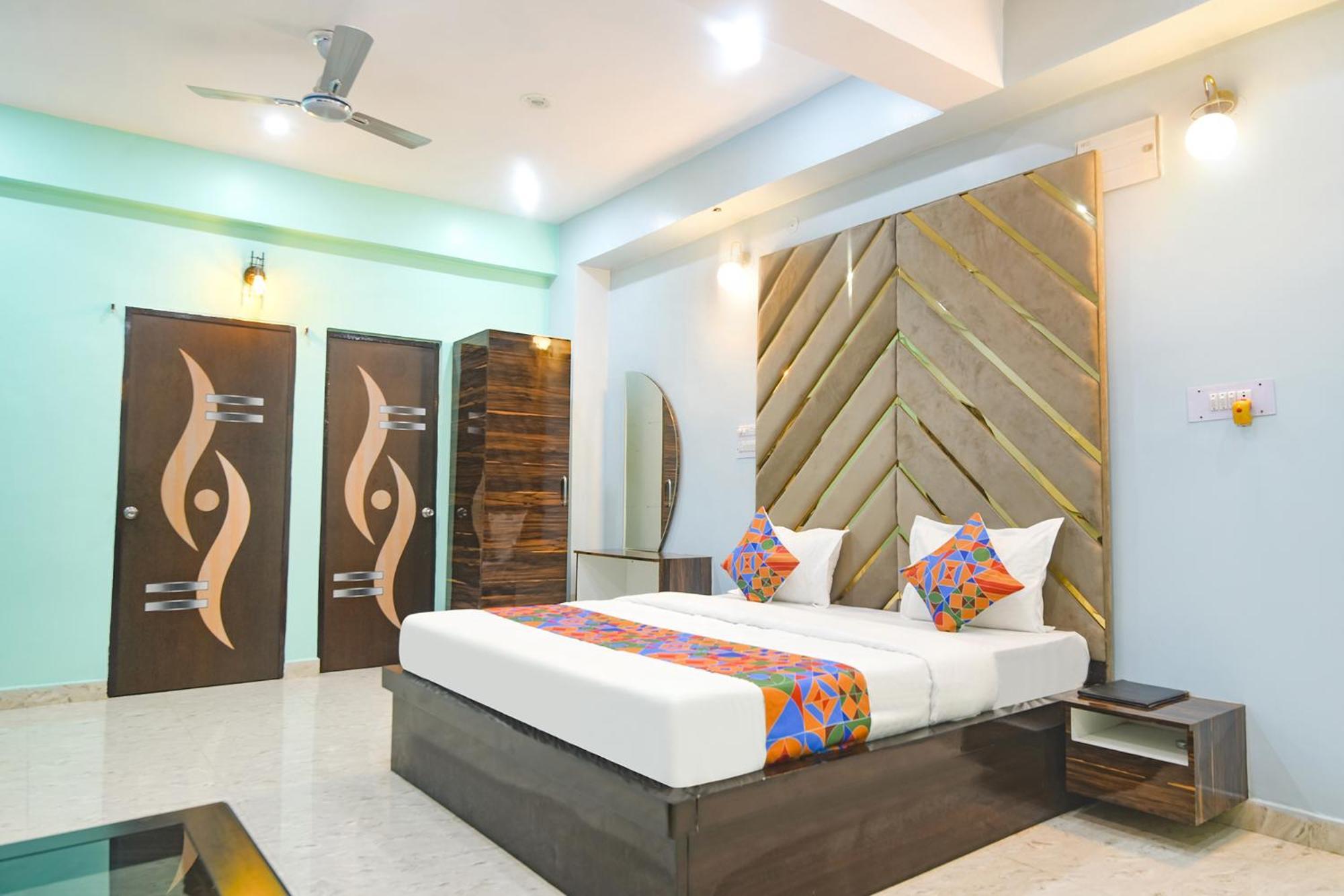 Fabexpress Mu Club Hotel Patna  Buitenkant foto